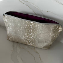 Load image into Gallery viewer, Taupe Antelope Zipper Bags