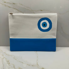 Load image into Gallery viewer, Mati Eye Zipper Pouch
