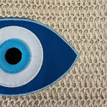 Load image into Gallery viewer, Straw Mati Eye Clutch