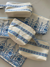 Load image into Gallery viewer, Kyma Medium Zipper Bag
