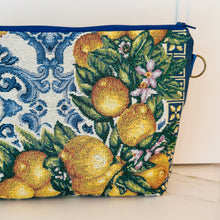 Load image into Gallery viewer, Plateia Woven Lemons Zipper Bags