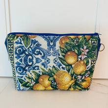 Load image into Gallery viewer, Plateia Woven Lemons Zipper Bags