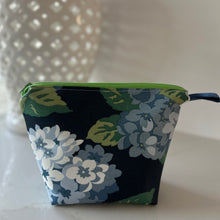 Load image into Gallery viewer, Blue Hydrangea Zipper Wet Bag