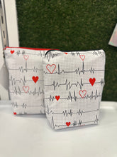 Load image into Gallery viewer, Heartbeat Stethoscope Zipper Bag