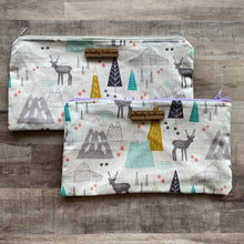 Load image into Gallery viewer, Great Outdoors Small Zipper Bag