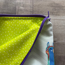 Load image into Gallery viewer, Poppin’ Llamas Zipper Bag