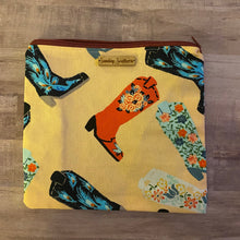 Load image into Gallery viewer, Bootin' Scootin' Boots Medium Zipper Bag