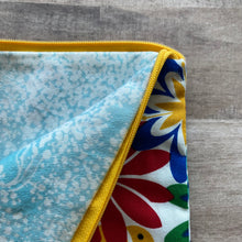 Load image into Gallery viewer, Blooming Season Zipper Bag