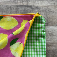Load image into Gallery viewer, Green Gingham Zipper Bag
