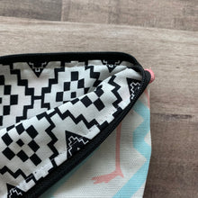 Load image into Gallery viewer, Flamingo Trellis Small Zipper Bag