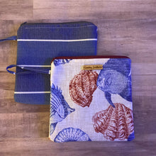 Load image into Gallery viewer, Blue Chambray Stripe Zipper Wet Bag