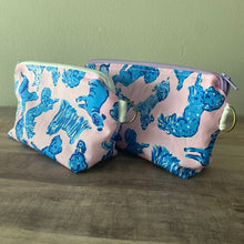 Load image into Gallery viewer, Ruff Night Out Lilly Zipper Bag