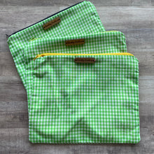 Load image into Gallery viewer, Green Gingham Zipper Bag
