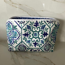 Load image into Gallery viewer, Moroccan Tile Zipper Bags
