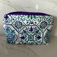 Load image into Gallery viewer, Moroccan Tile Zipper Bags
