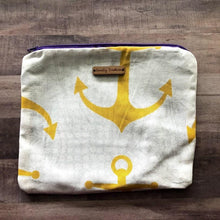 Load image into Gallery viewer, Anchors Aweigh Medium Zipper Bag
