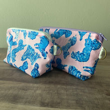 Load image into Gallery viewer, Ruff Night Out Lilly Zipper Bag
