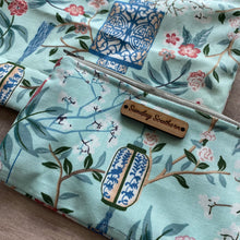 Load image into Gallery viewer, Chinoiserie Lanterns Small Zipper Bag
