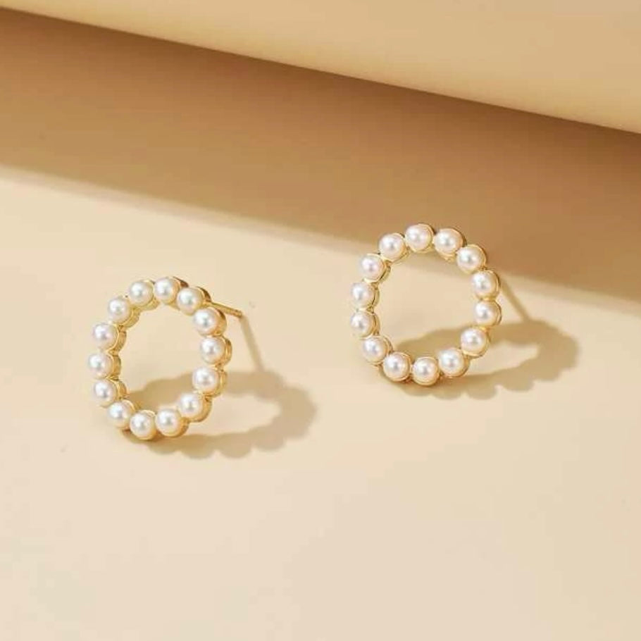 Catherine Mini Pearl Wreath Stud Earrings