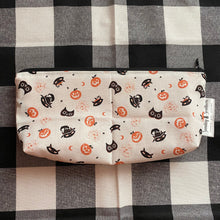 Load image into Gallery viewer, Halloween Party Small Zipper Bag
